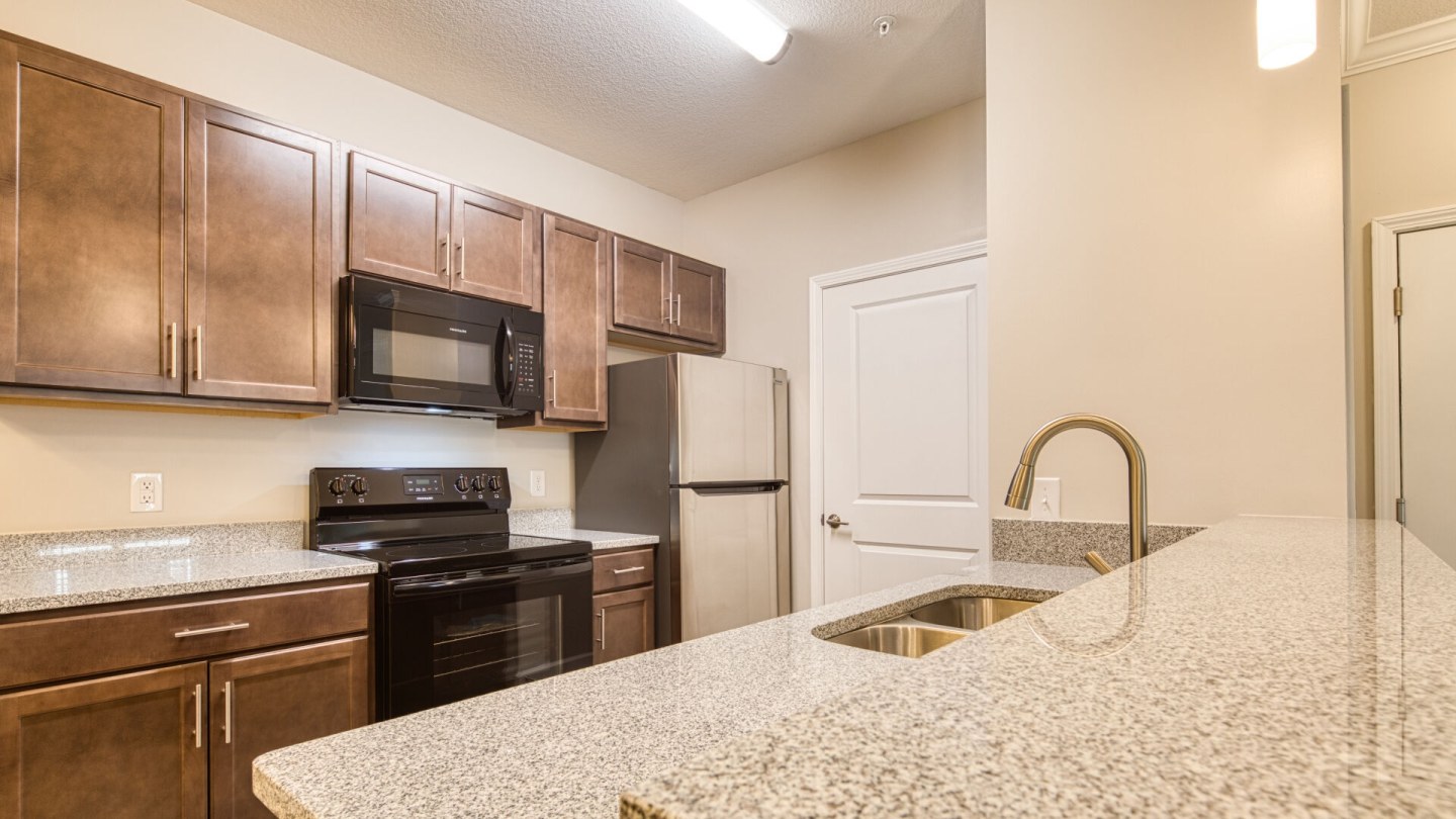 Austin Woods Apartment Homes Image 21
