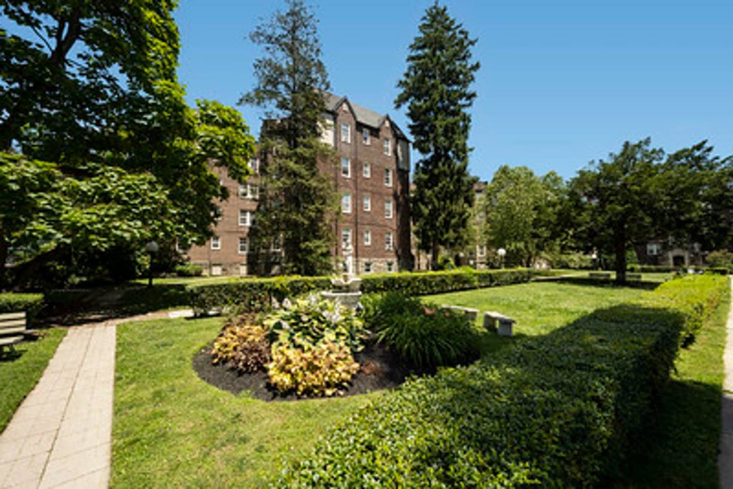 Upsal Gardens Image 4
