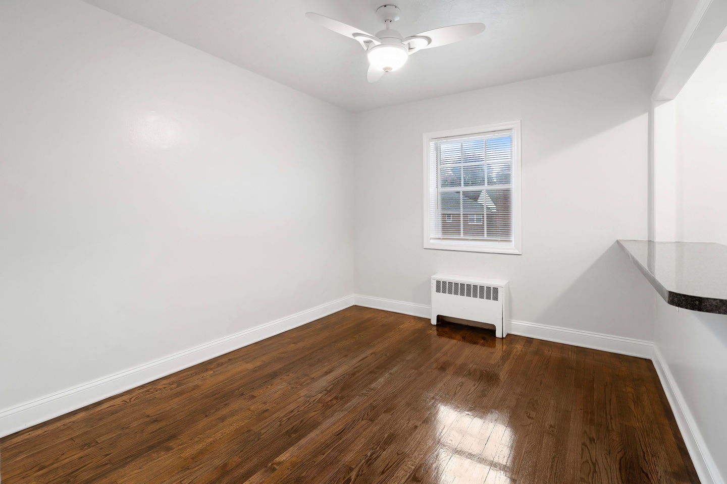 Molly Pitcher Village Apts Image 11