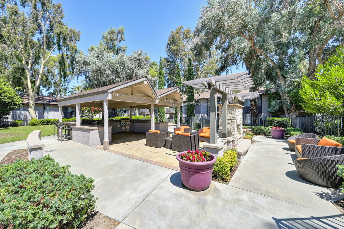 Pinewood Apartments Image 44