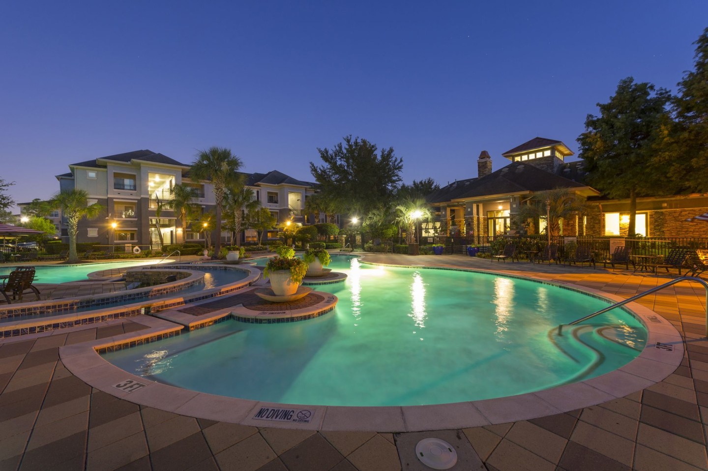 Mandalay at Shadow Lake Apartments Image 4