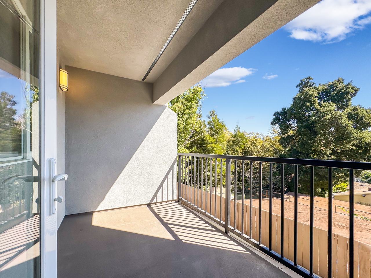 4124 Lyon Avenue Image 15