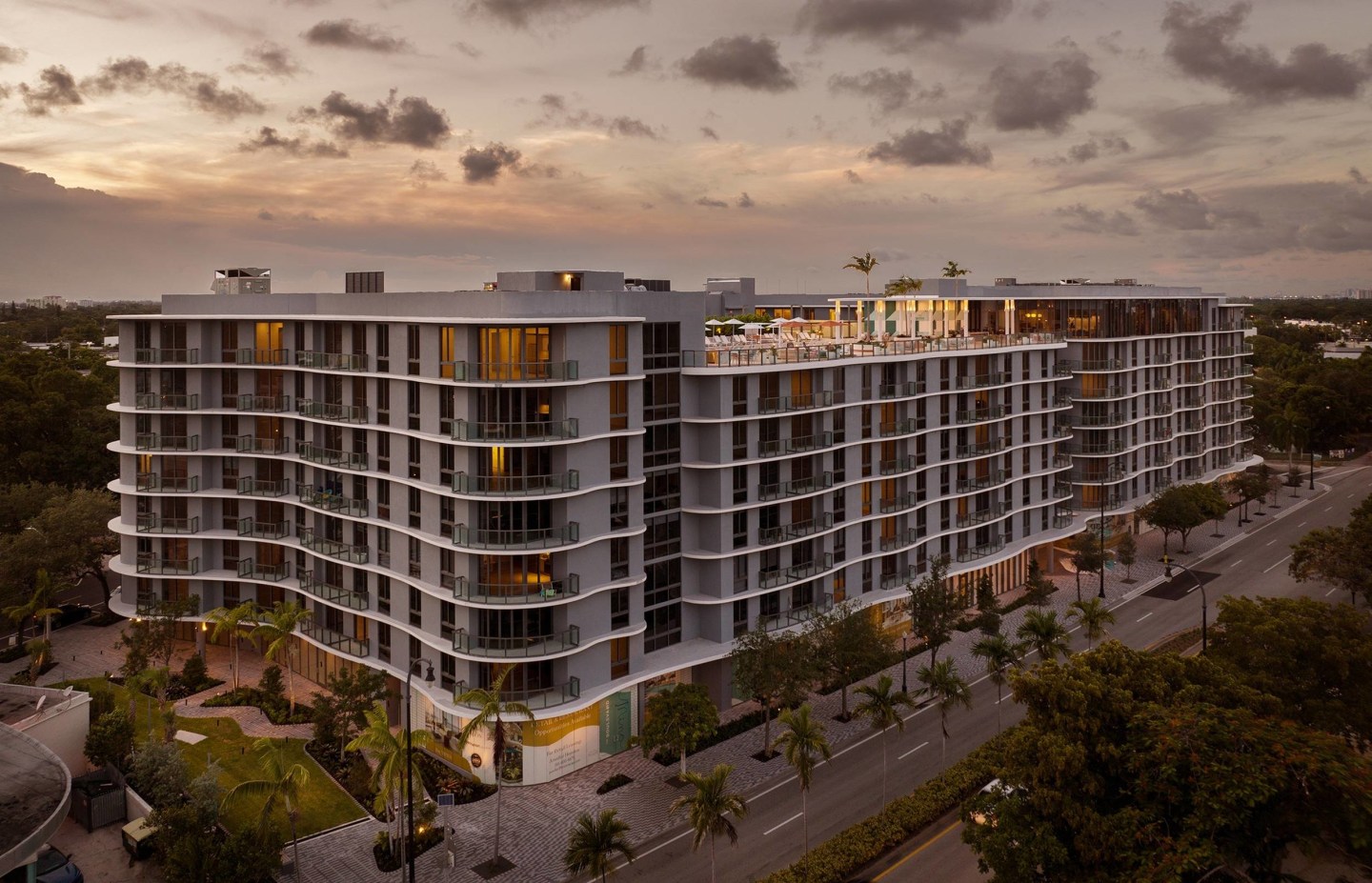 The Boulevard Image 32