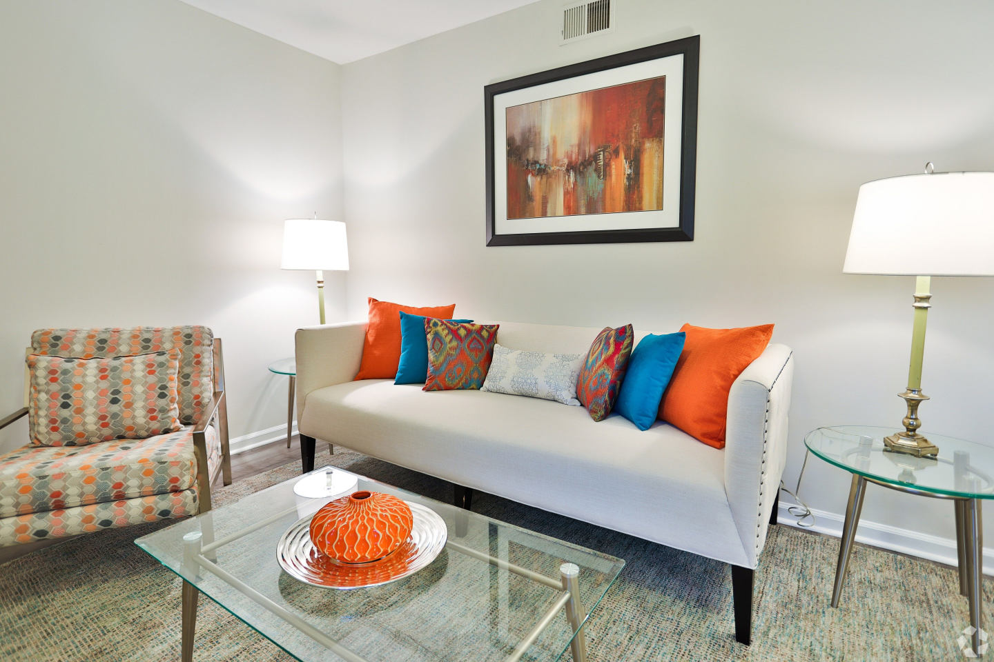 Country Club Apartment Homes Image 17