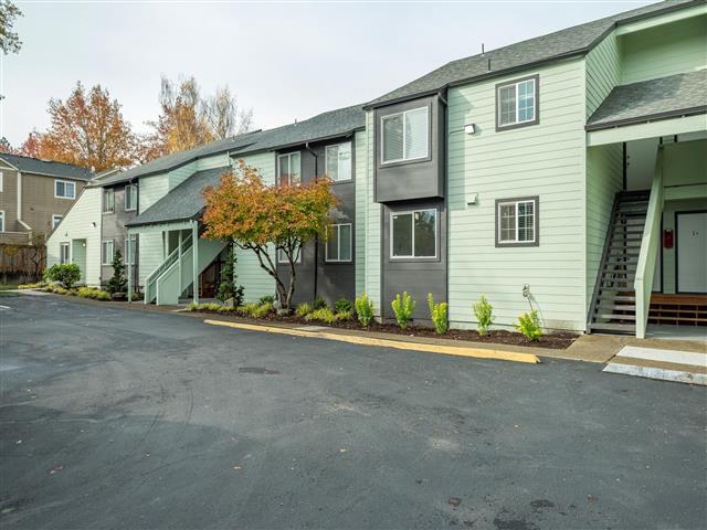 West End Apartments Image 10