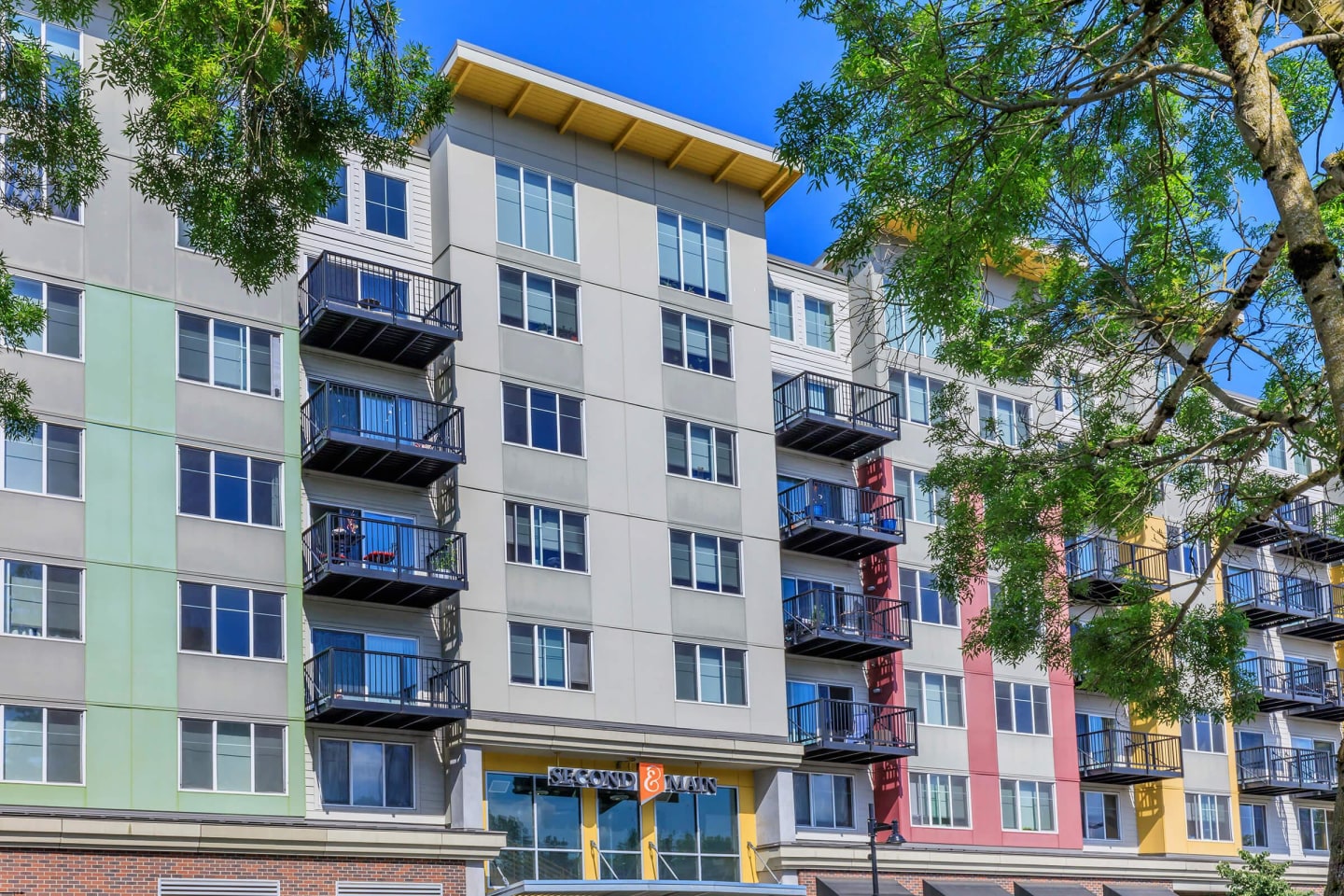 Second and Main Image 36