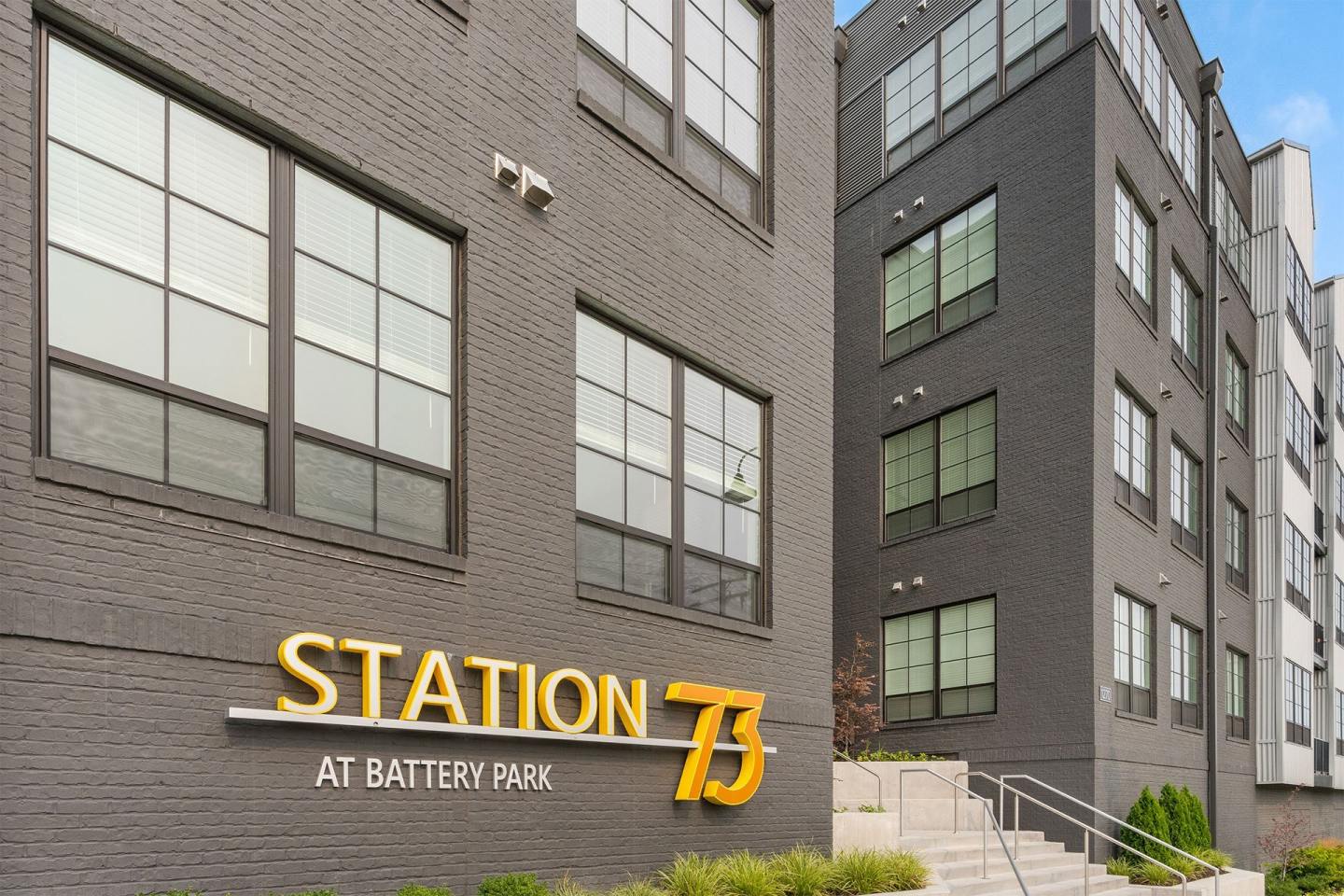 Station 73 at Battery Park Image 40