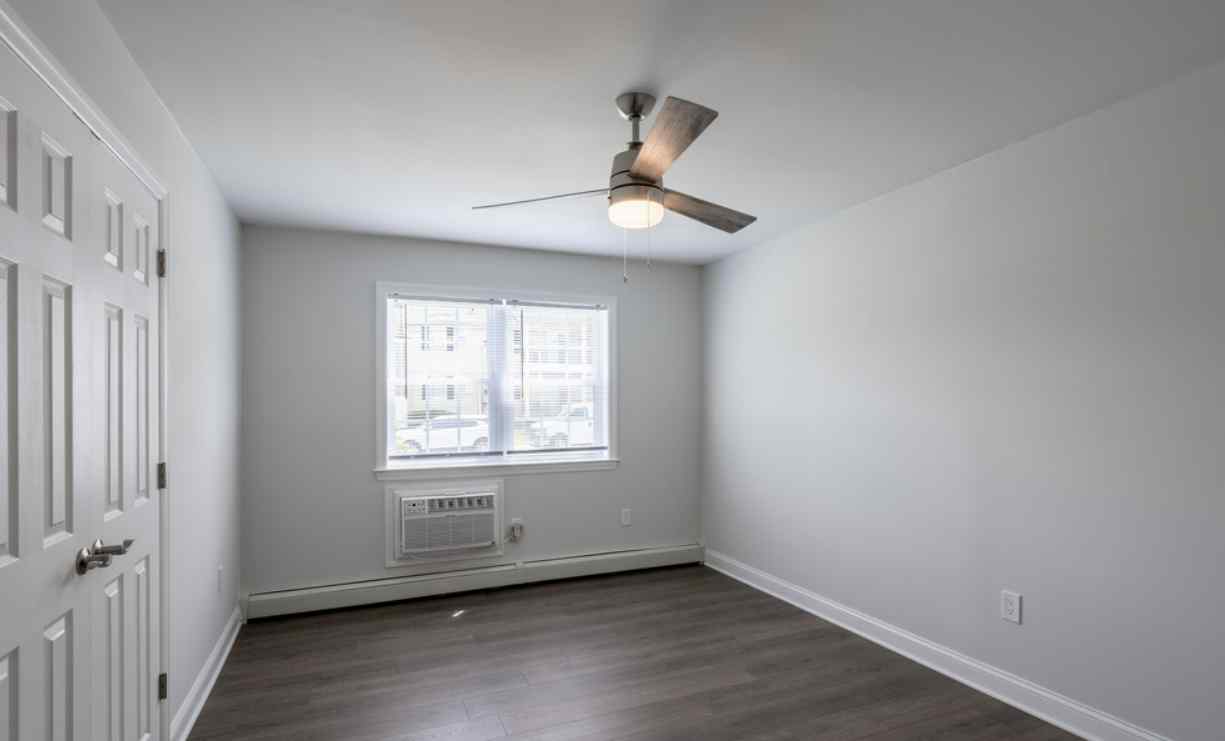 Queens Gardens Apartments Image 15