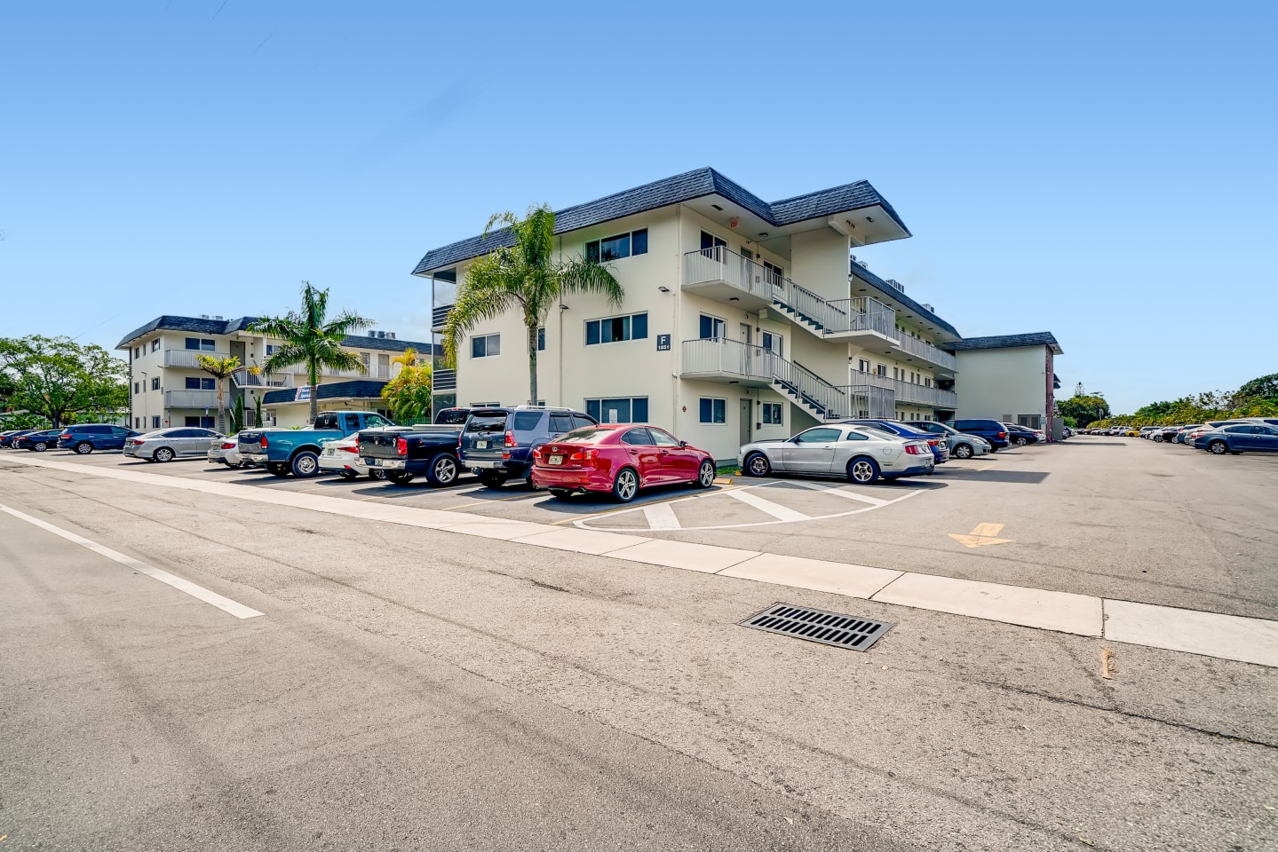Spectra Palms Image 20
