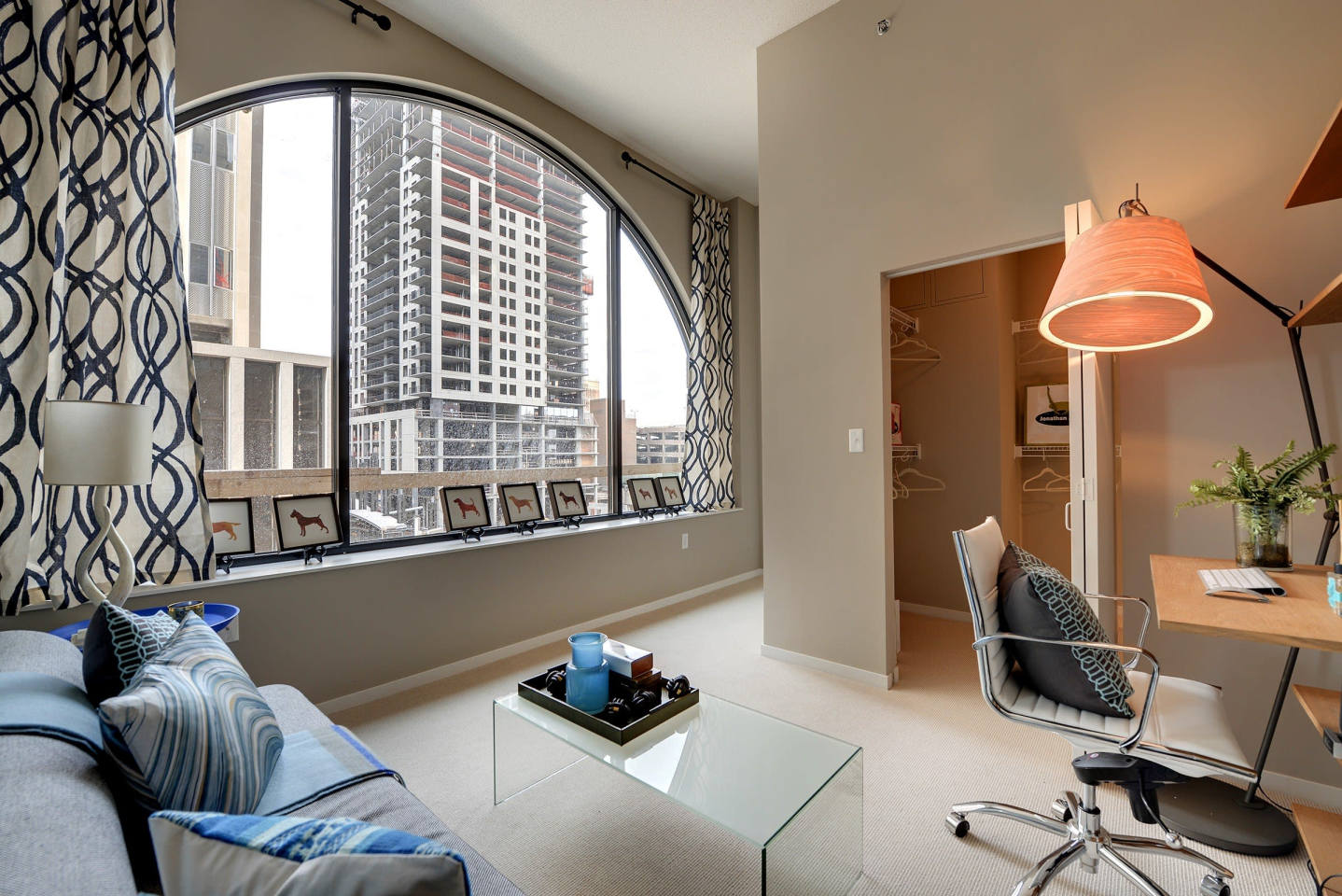 Soo Line Building City Apartments Image 10