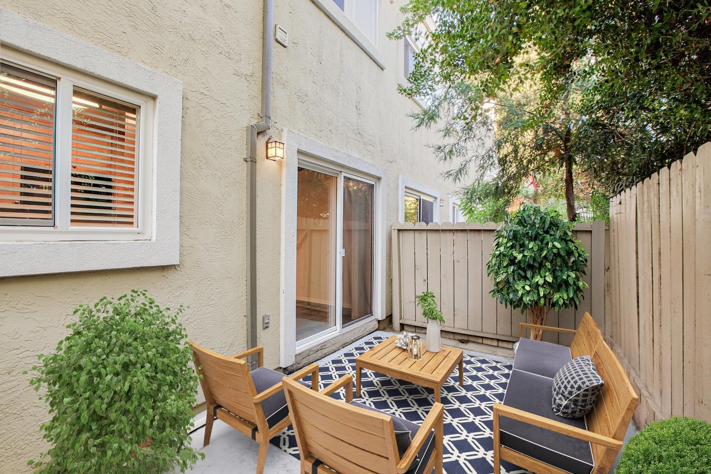 Pleasanton Place Image 7