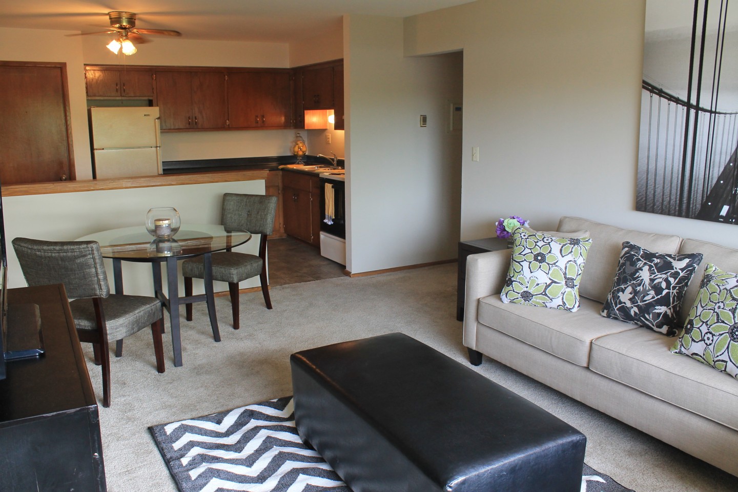 French Quarter Apartments Image 9