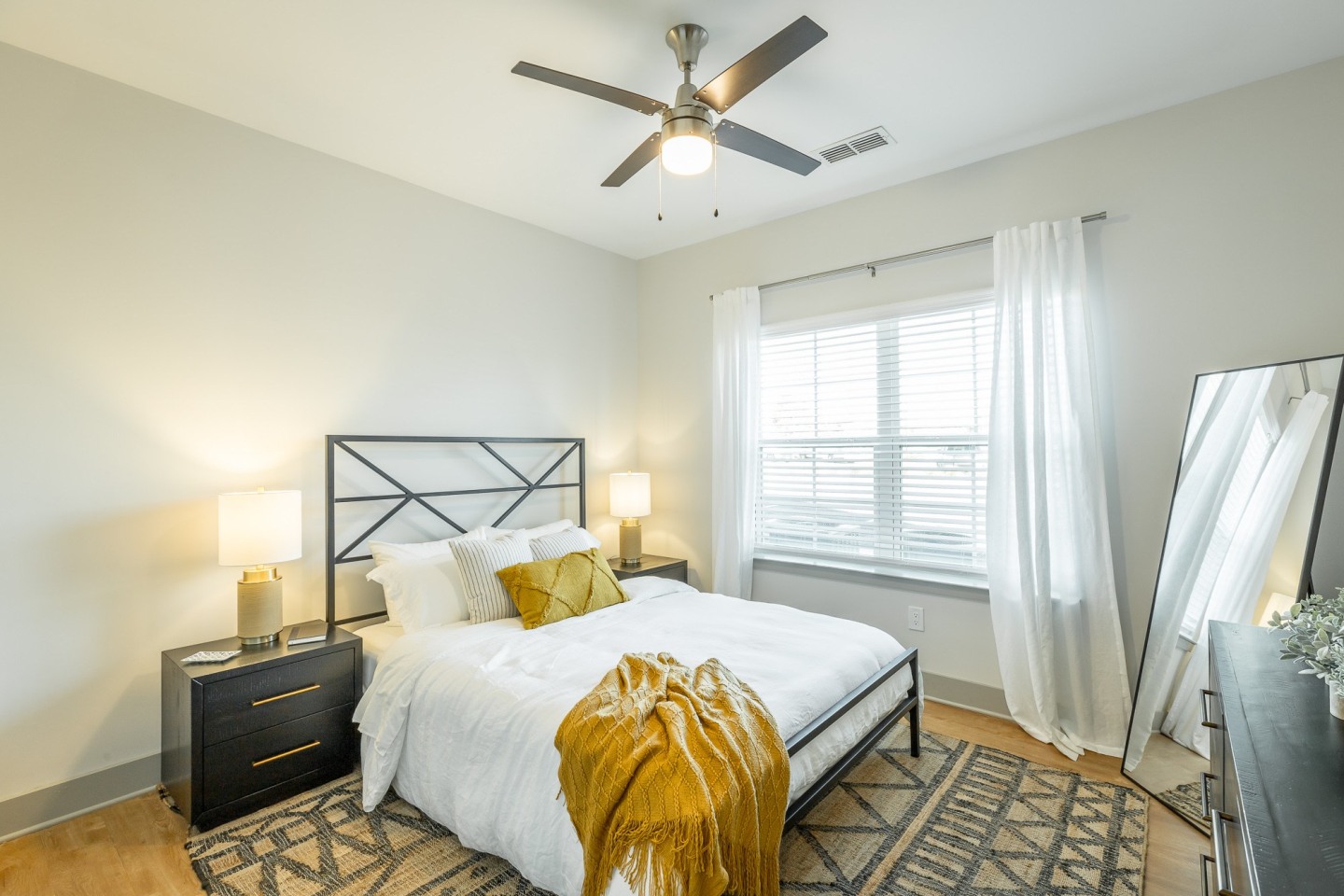 Anthem Luxury Rental Homes Image 11