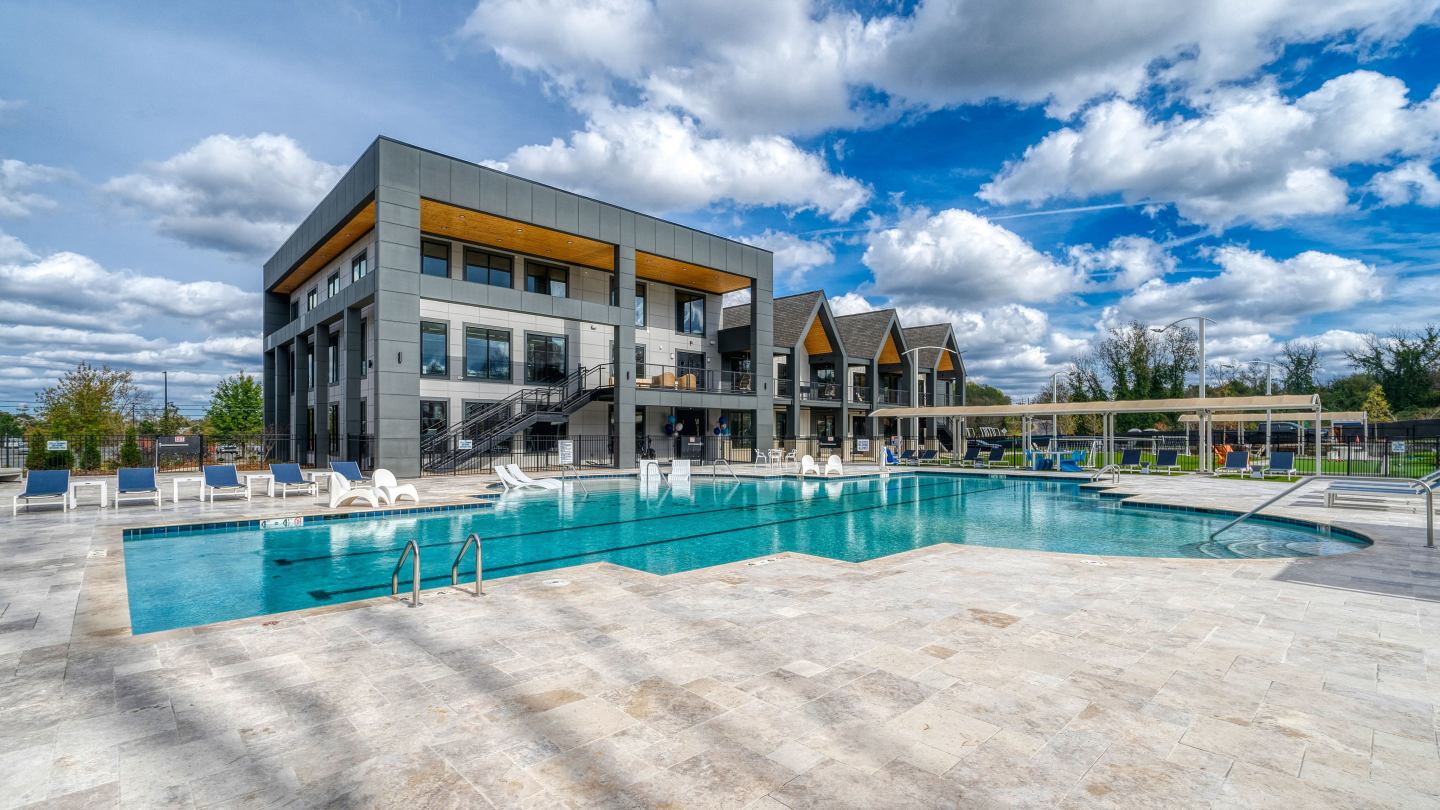 Blu South Townhomes Image 35