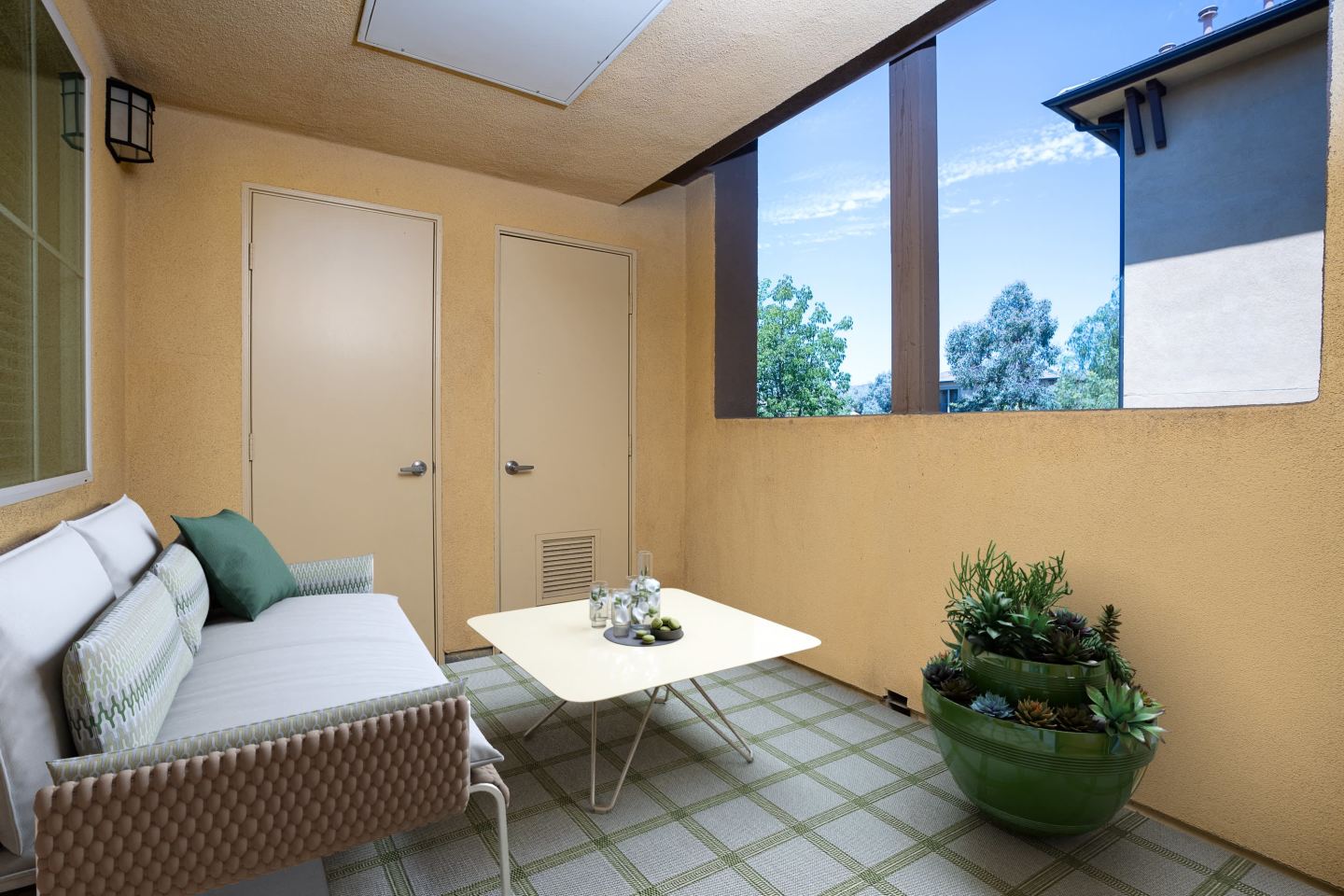 La Verne Village Luxury Apartment Homes Image 3
