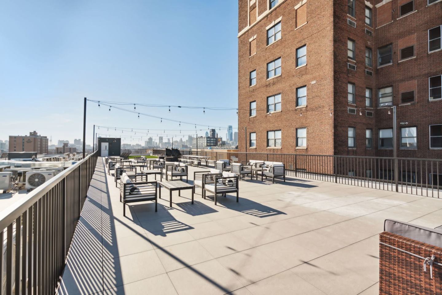 720 Thompson Street Image 21