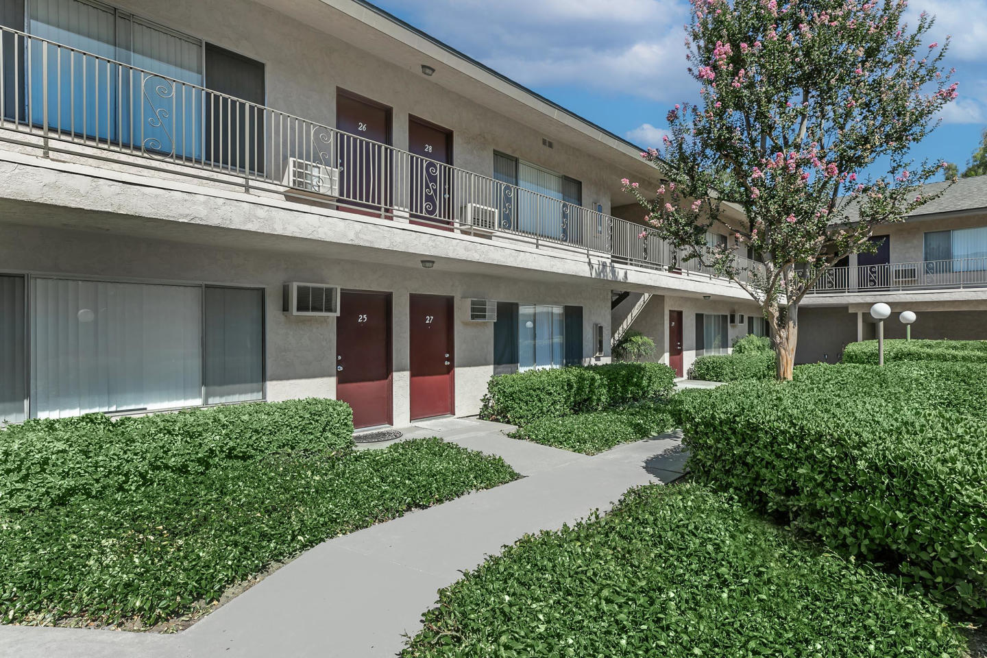 Casa Madrid Apartment Homes Image 2