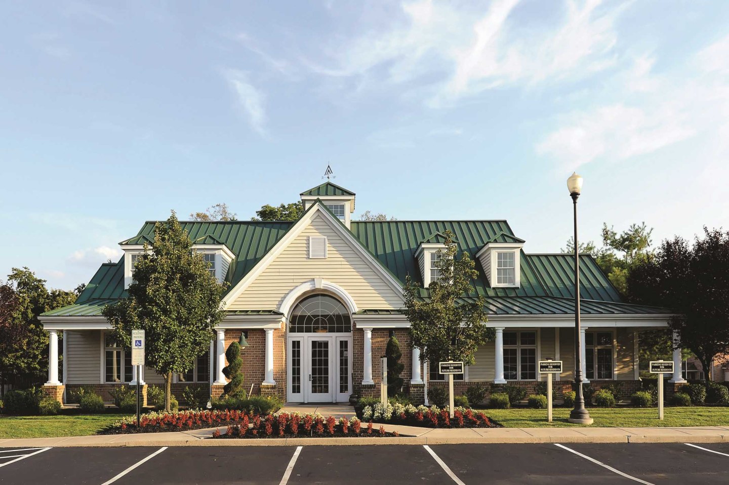 Golf Club Apartments and Townhomes Image 34