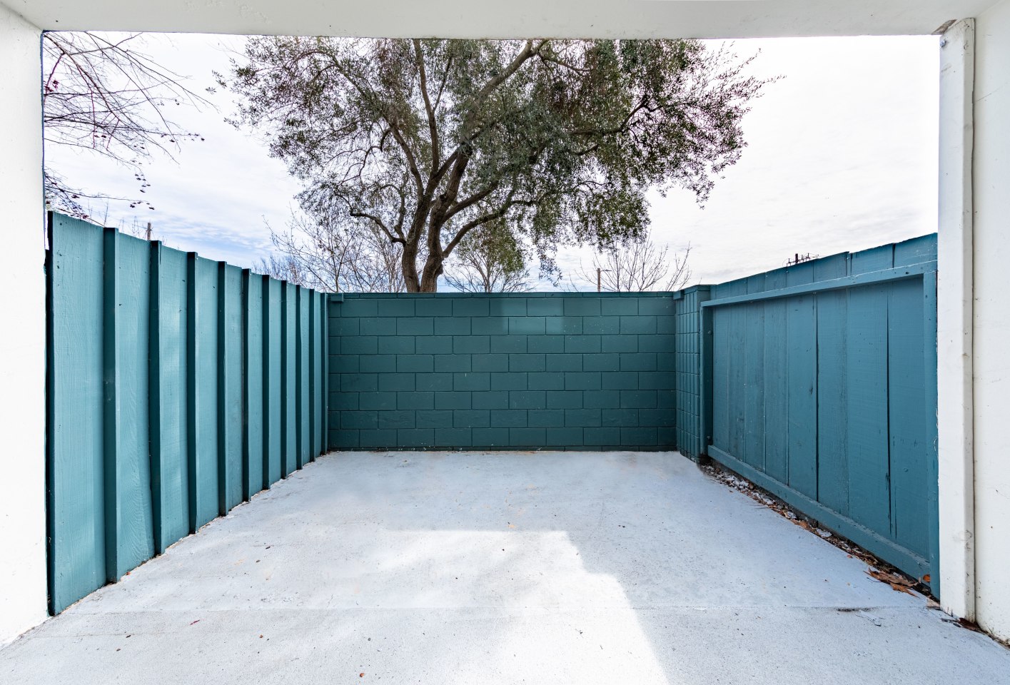 Avenue Two Image 51