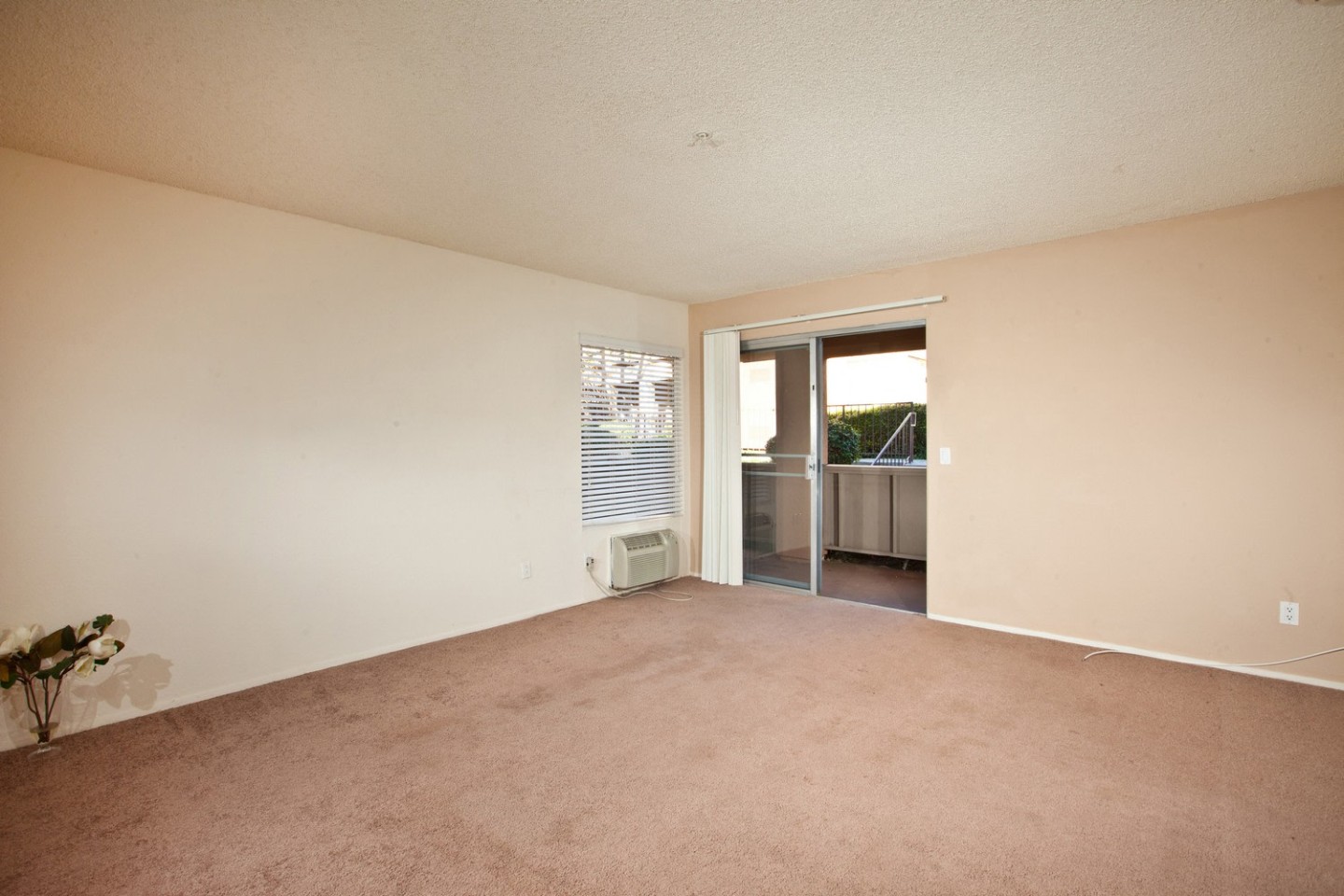 Vista Alta Apartment Homes Image 8