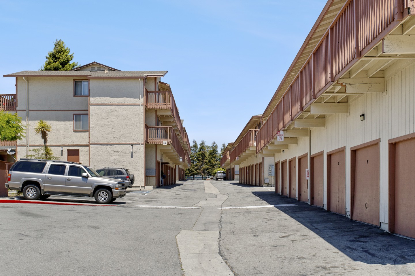 Garden Hill Apartments Image 20