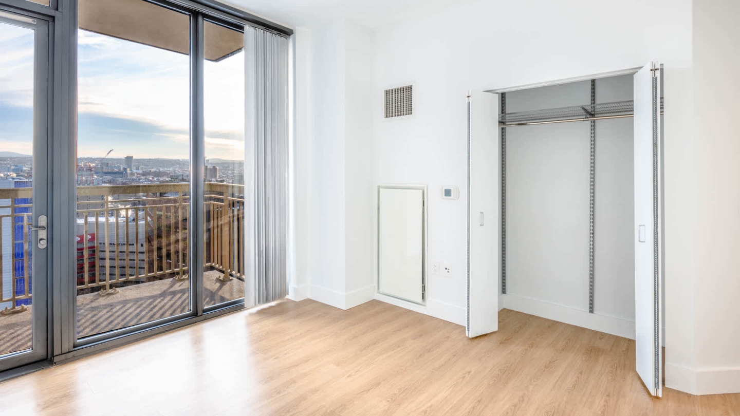 660 Washington Image 31