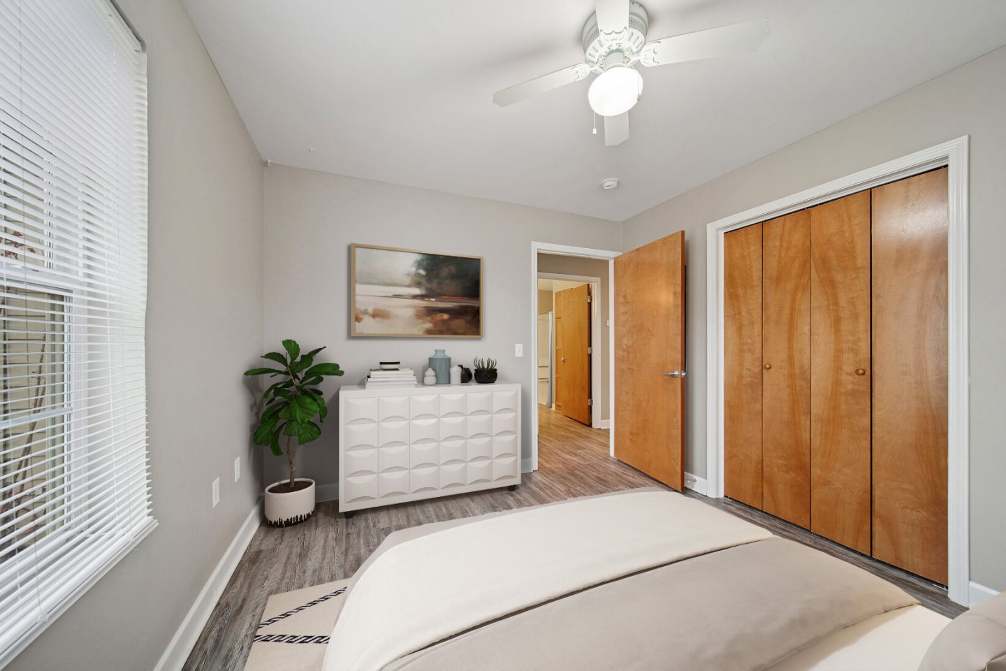 East Oaks Village - Senior Housing Image 6