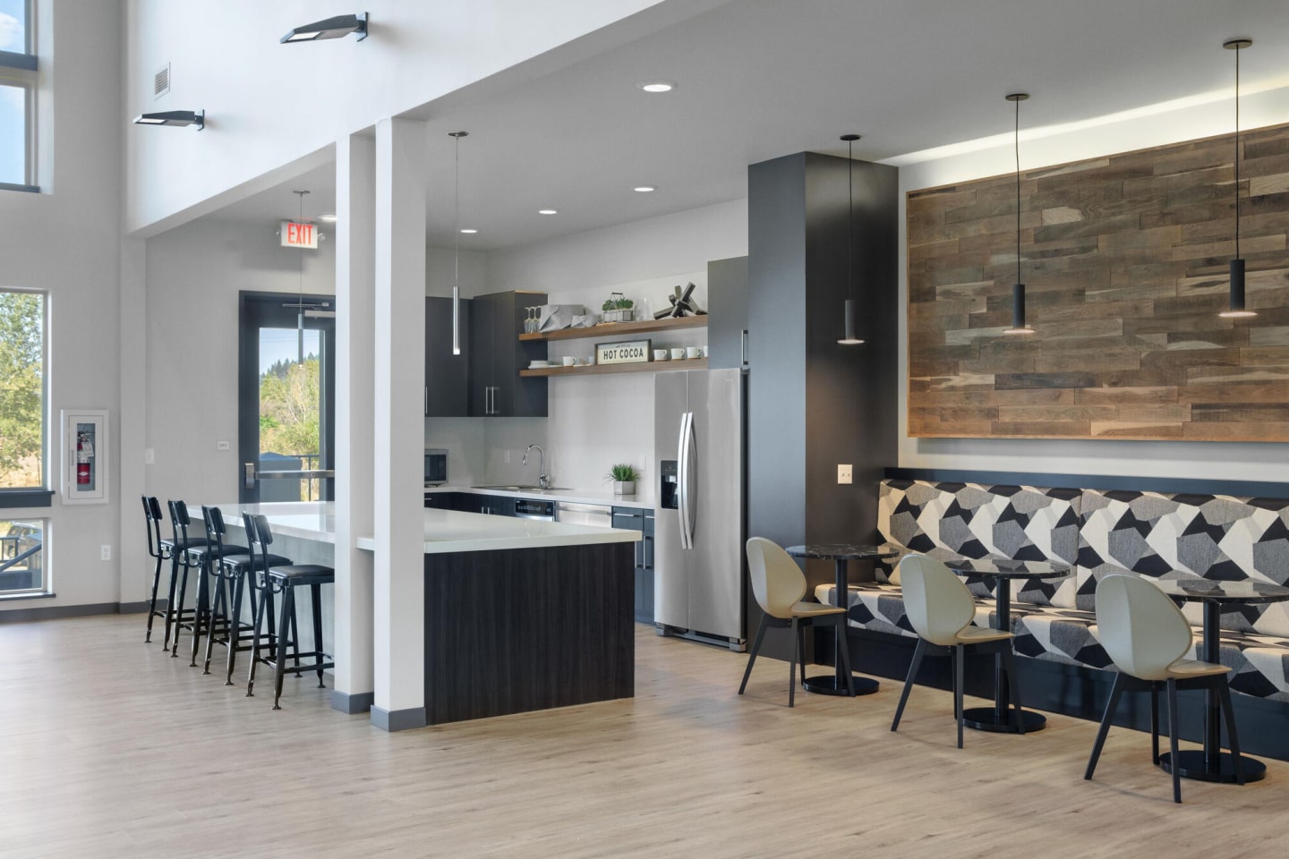 Edgewater at the Cove Image 9