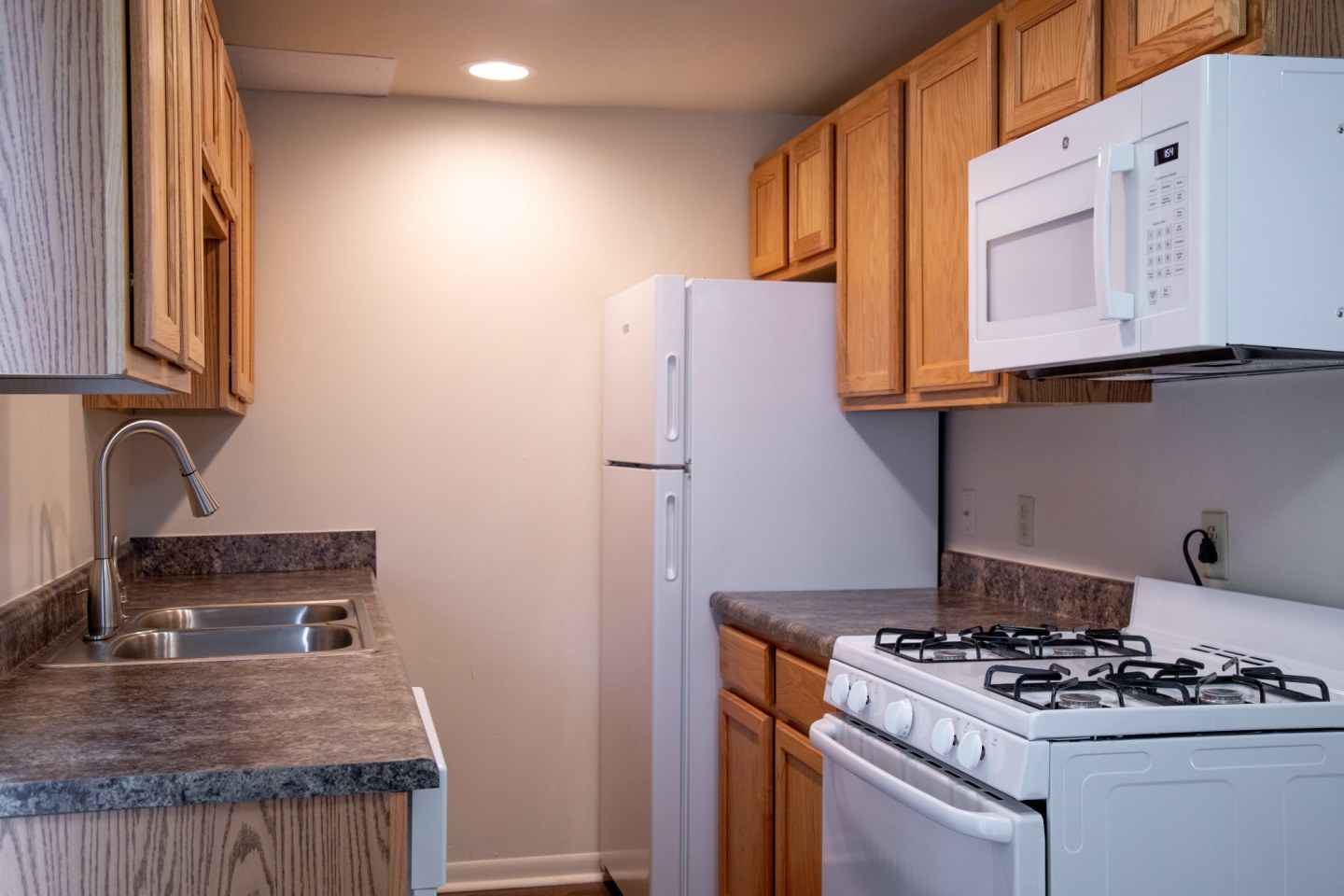 Shadeland Terrace Image 2