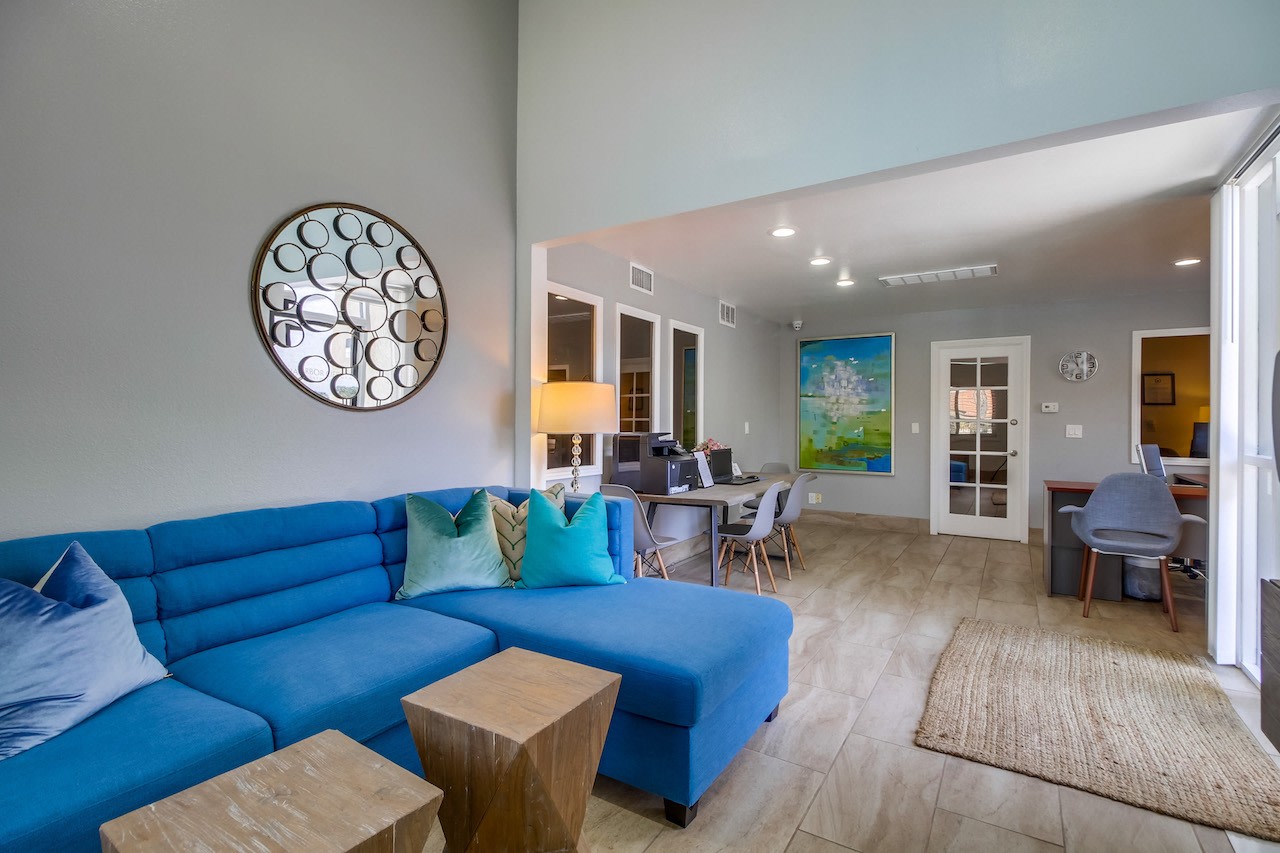 Harbor Cliff Apartments Image 3