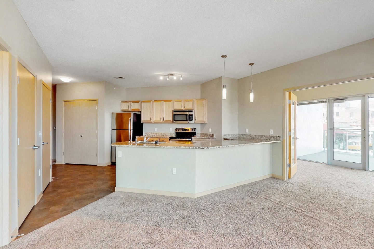 L14 Flats Image 18