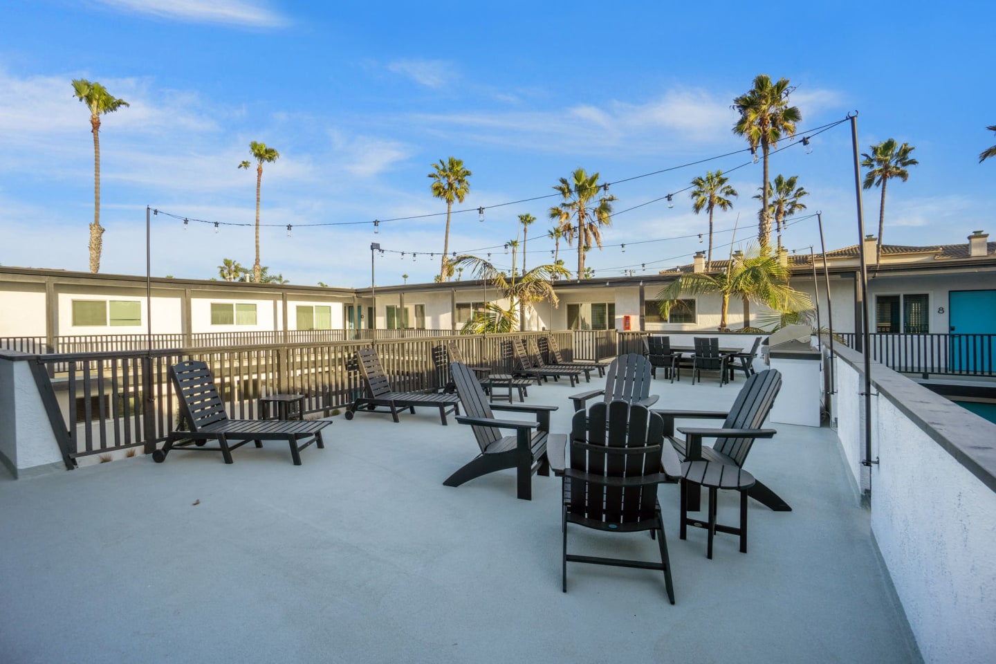 Ocean Breeze Terrace Image 46