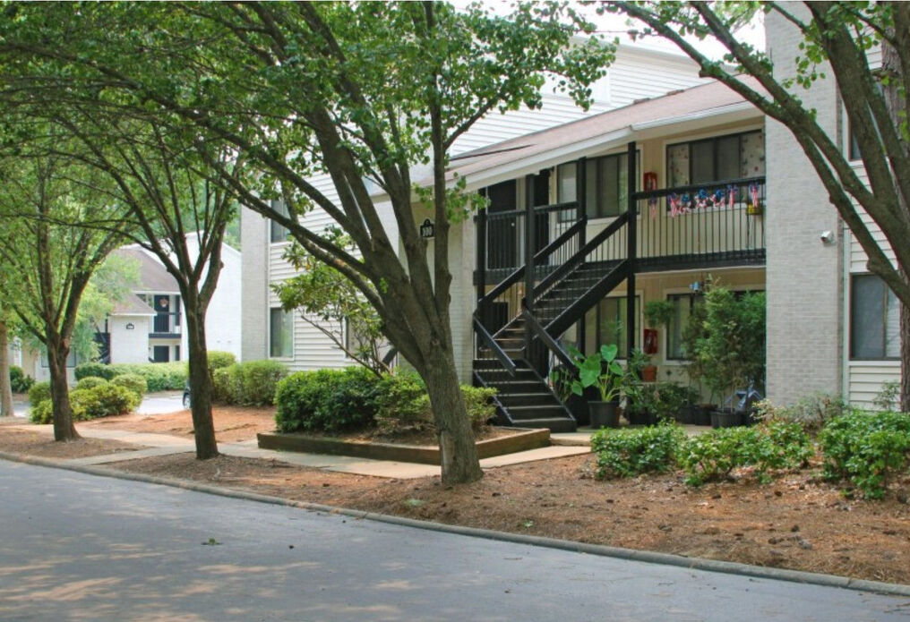 Creekside Place Apartments Image 11