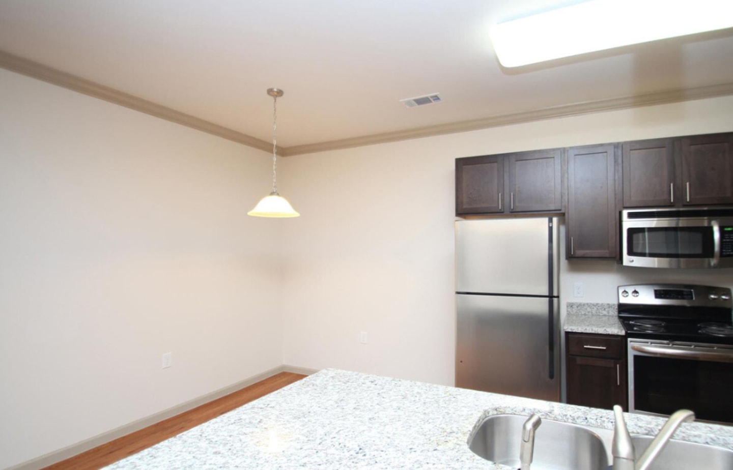 Lexington Place II Image 4