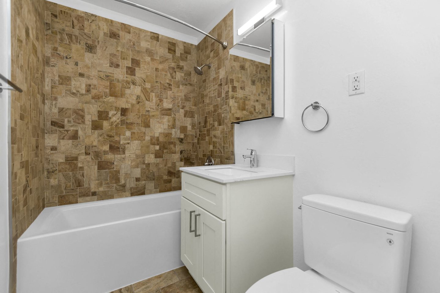 200 Arguello Blvd Image 15