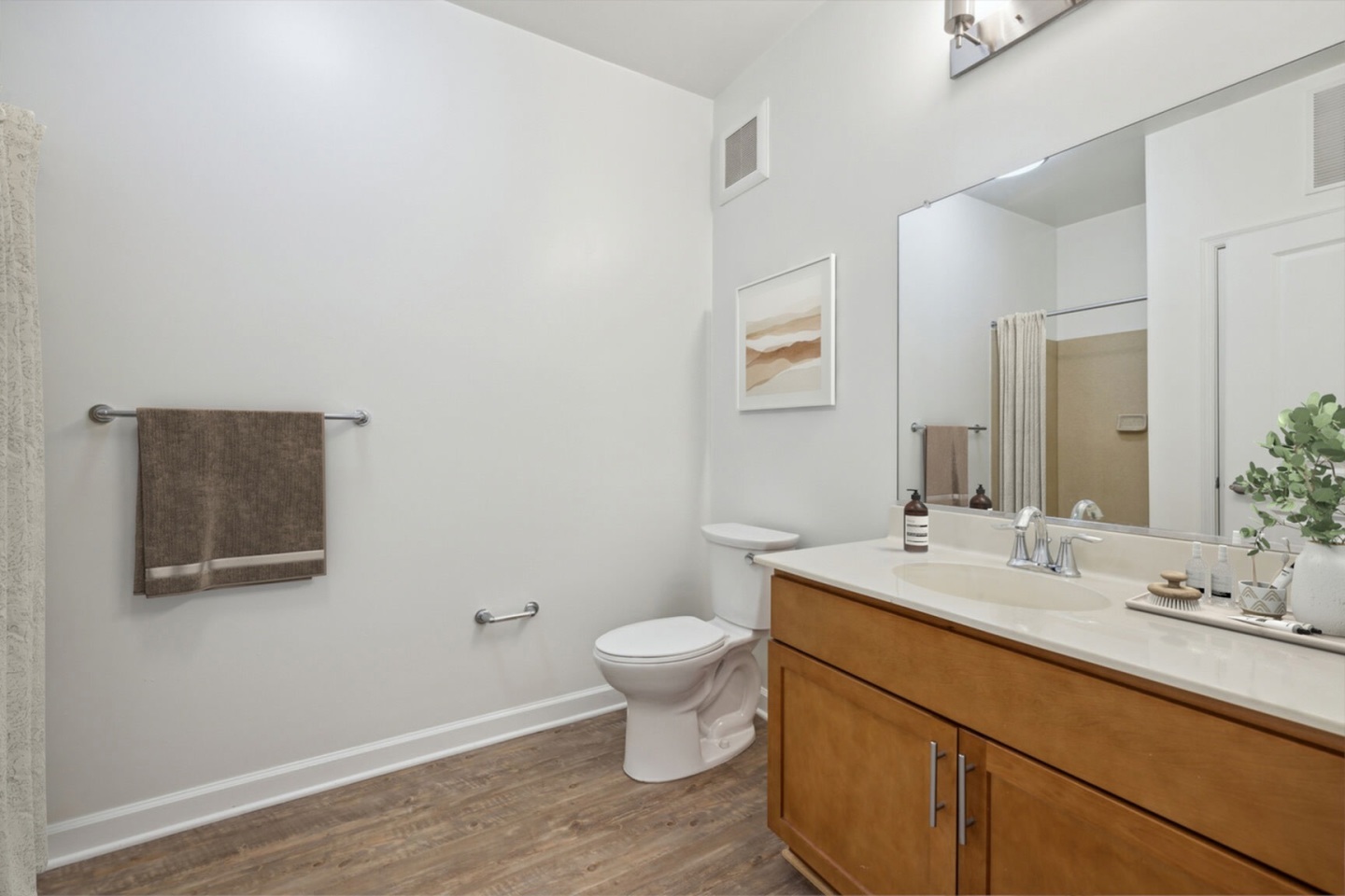 Prospect Hall Apartments Image 12