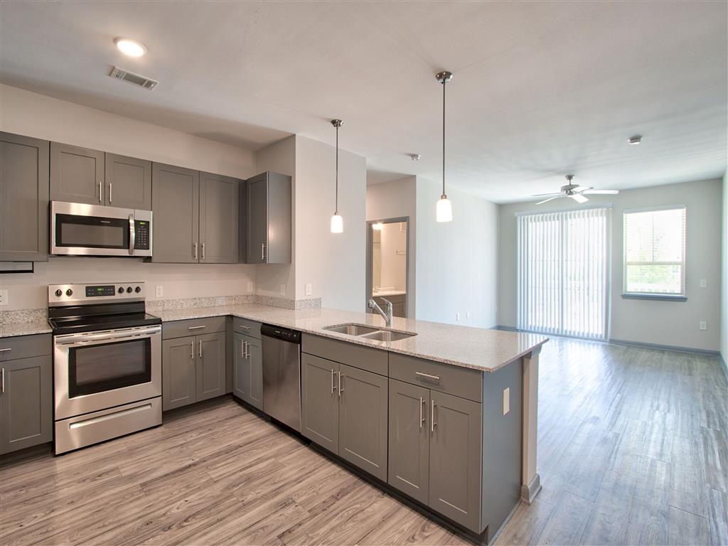Summer Wind Apartments Image 37
