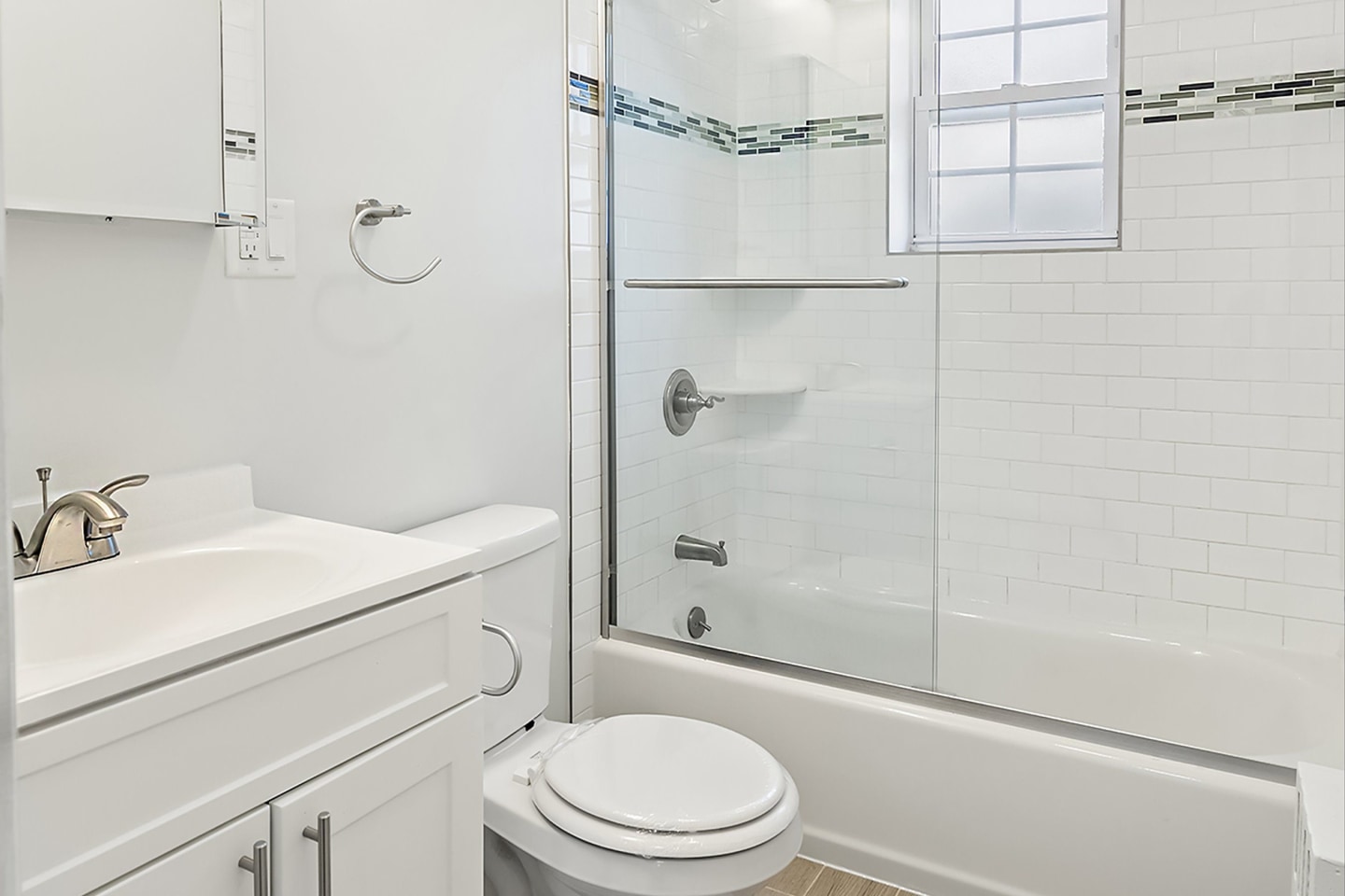 Mary Ann Apts Image 9