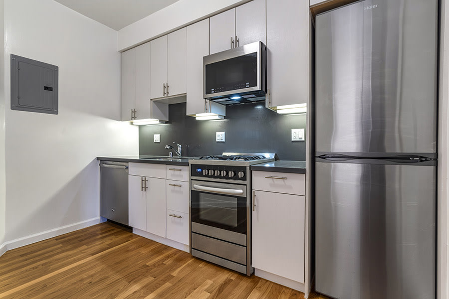 1425 Harrison Street Apartments Image 8