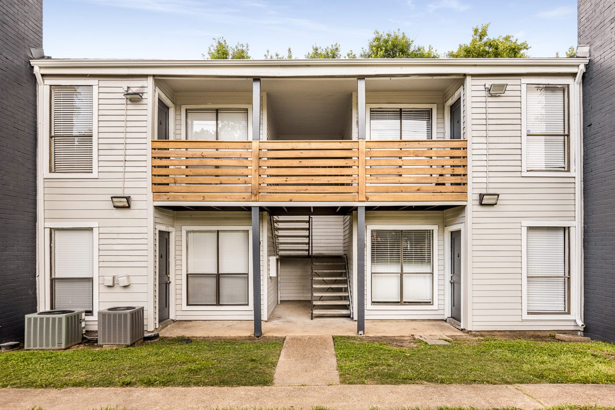 The Burke Apartments Image 1