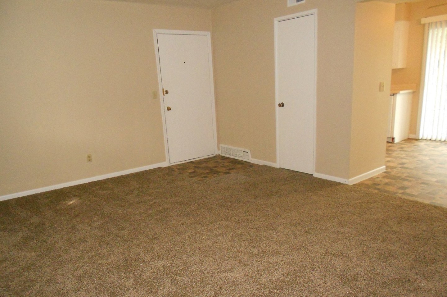 Southroads Apartments Image 12