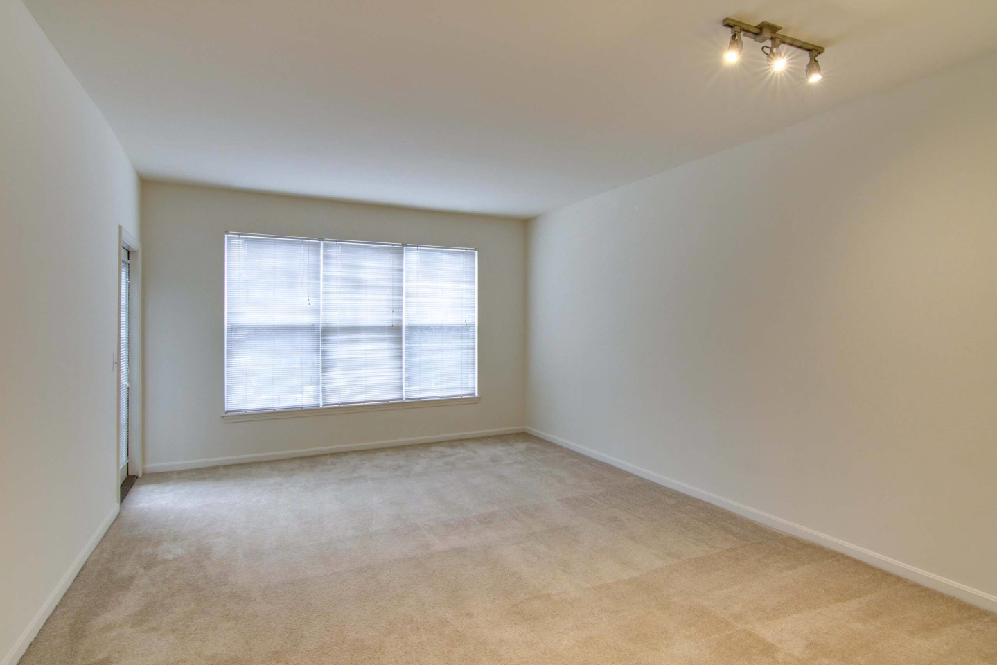 Prynne Hills Image 65