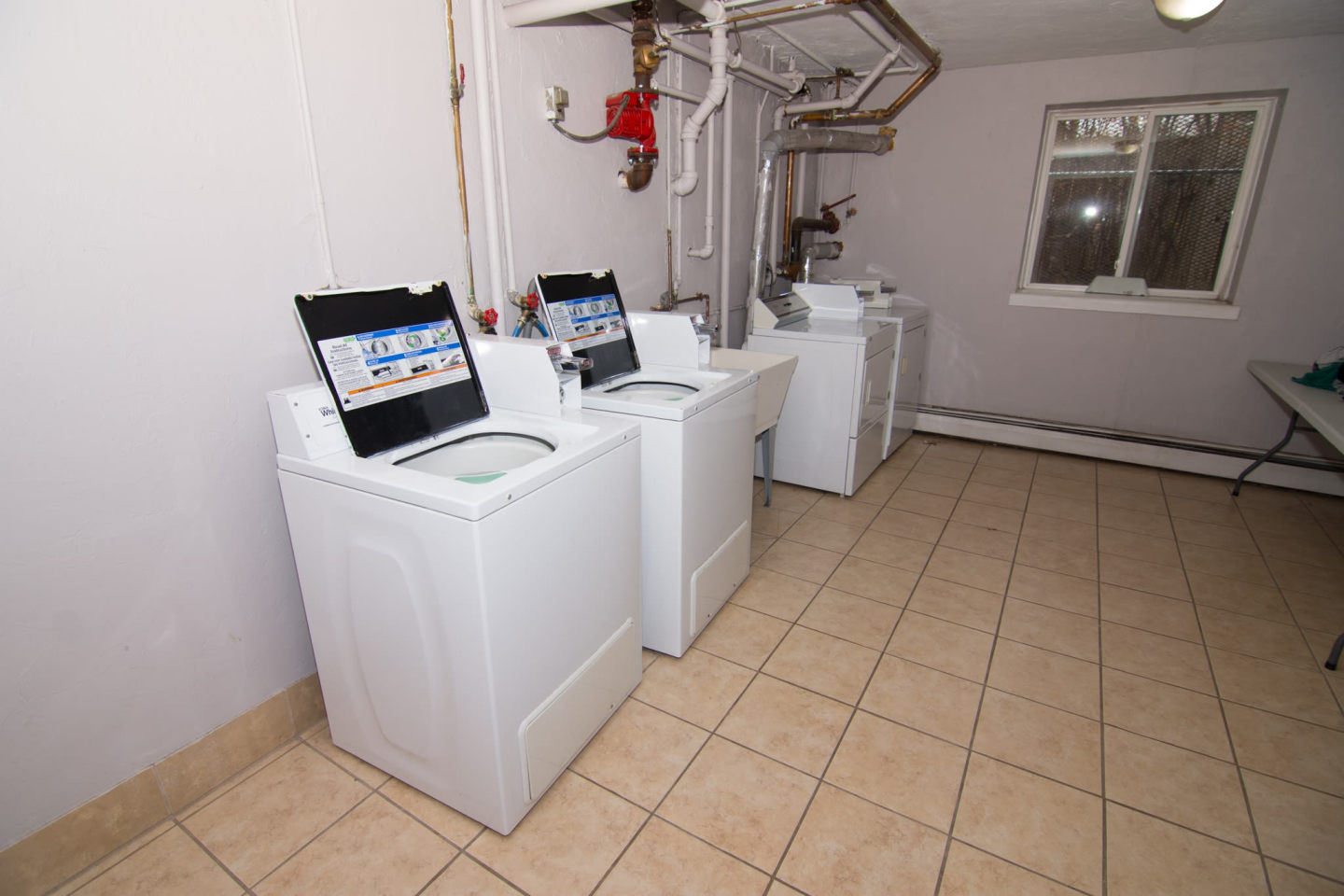 2741 Pillsbury Image 15