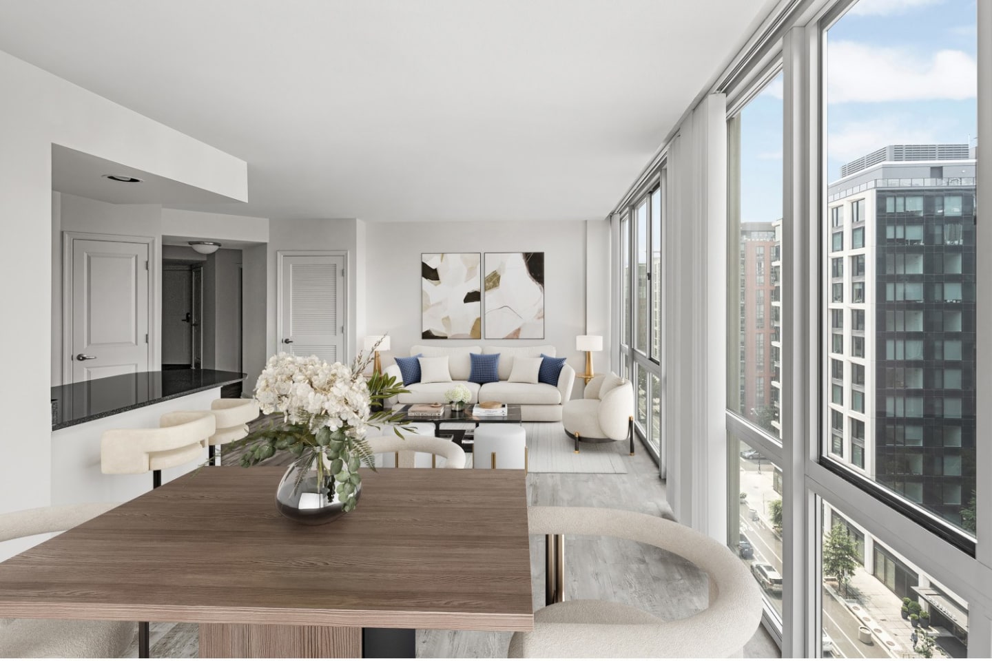 909 Apartments Image 16