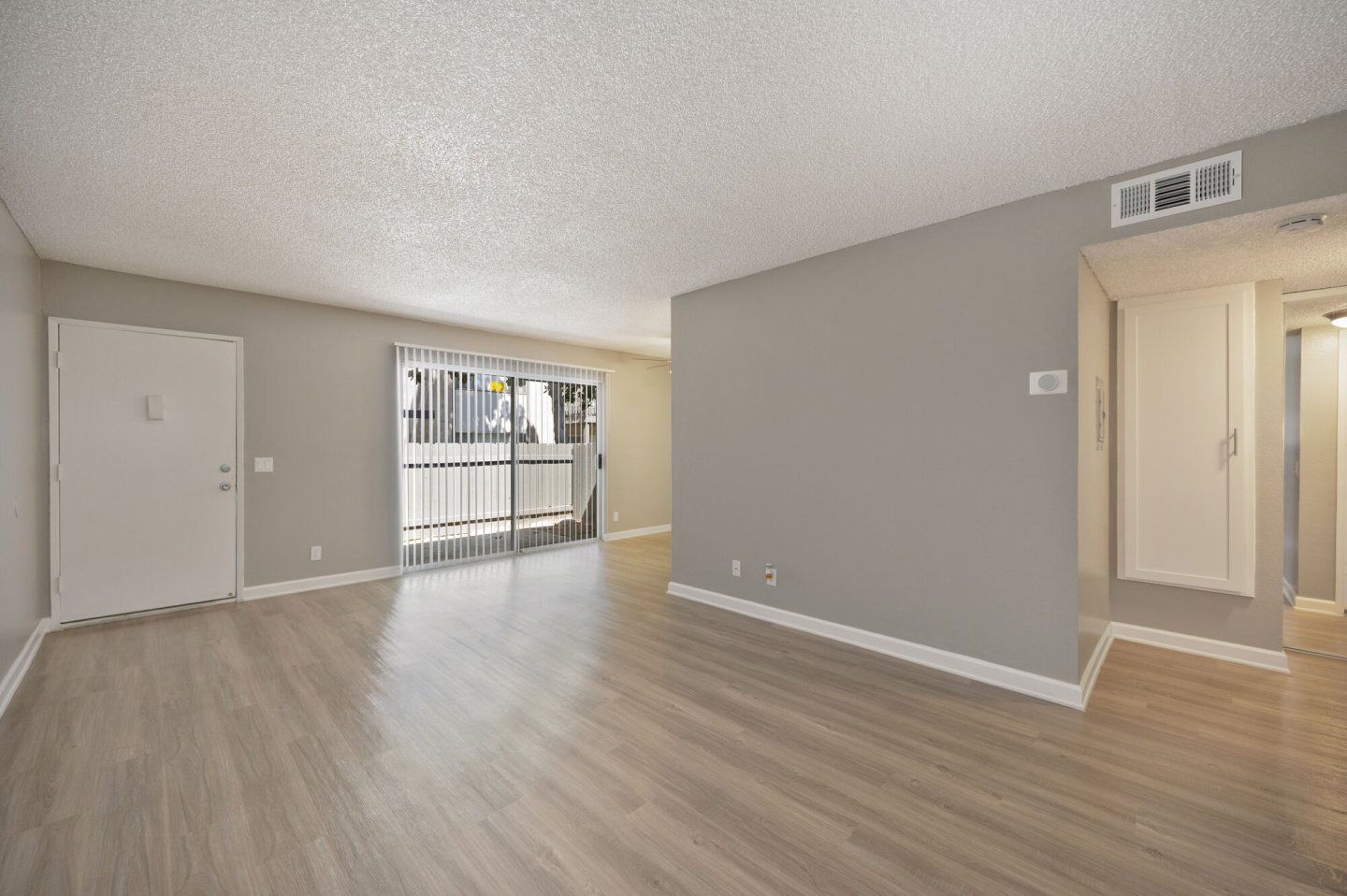 Pinewood Apartments Image 17