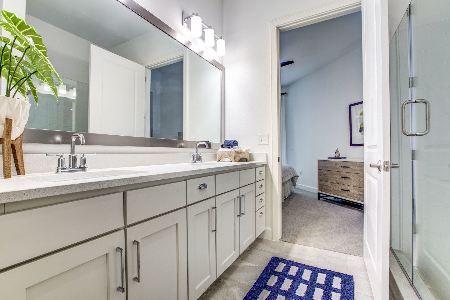 255 Assay Luxury Apartments Image 18