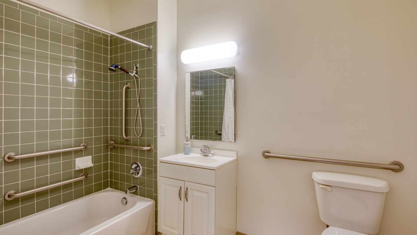 North Market/South Carroll Apartments Image 34