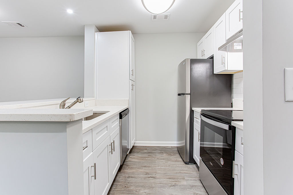 Wood Terrace Image 7