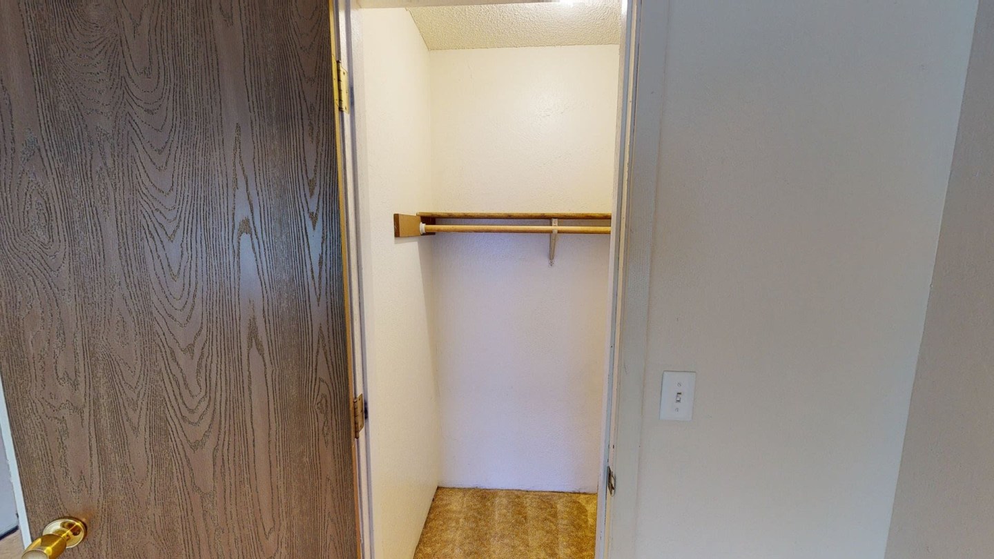 Rancho Tudor Image 9