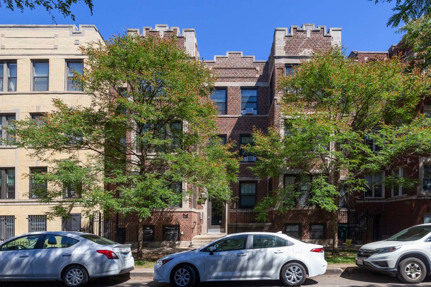 5229 S. Drexel Boulevard Image 7